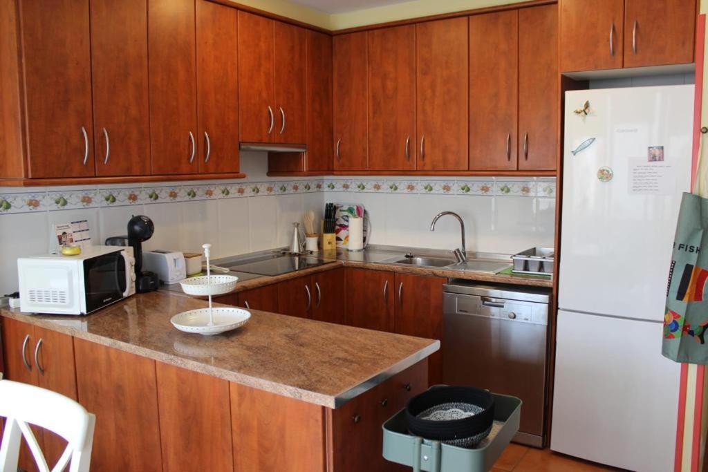 Apartaments Oller Centro โรเซส ภายนอก รูปภาพ
