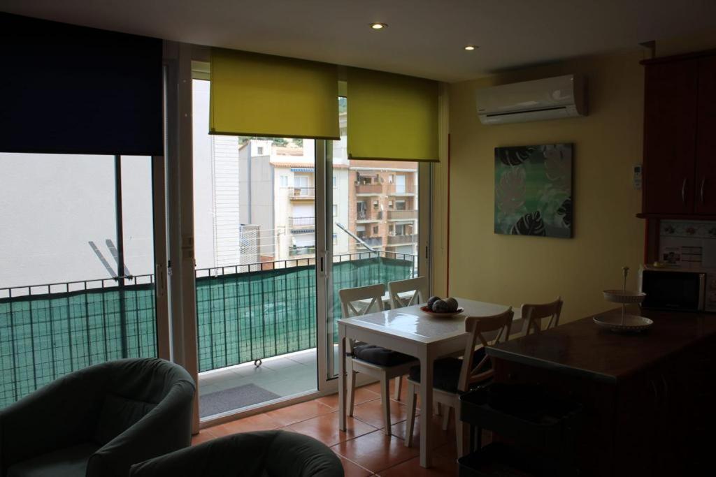 Apartaments Oller Centro โรเซส ภายนอก รูปภาพ